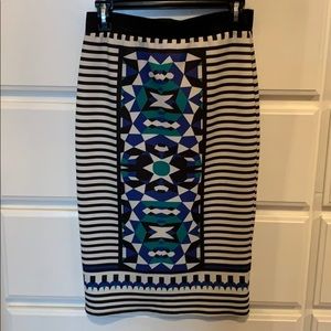 Fitted midi skirt